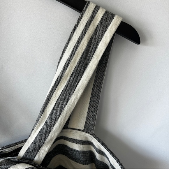 BCBGMaxAzria Women's Off White Grey Cropped Linen Top Size Large - Picture 3 of 9